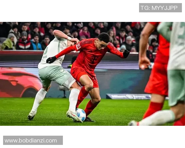 莱万重返德甲对决旧主拜仁球迷怒斥其背叛与忘恩负义 莱万重返德甲对决旧主拜仁球迷怒斥其背叛与忘恩负义